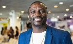 Grammy ödüllü Akon, Türkiye'de saç ektirdi