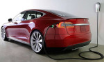 Tesla, 363 binden fazla aracını geri çağırdı