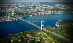 İstanbul Boğazı’nda gemi trafiğine yat yarışı düzenlemesi!