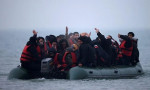 Avrupa'da Türkler dahil kaçaklar için gözaltı yasası