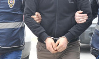 Van'da 2 hakim ve 1 savcı FETÖ'den tutuklandı