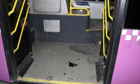 Okmeydanı'nda yolcu otobüsüne molotoflu saldırı