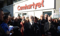 Cumhuriyet Gazetesi soruşturmasında 9 kişi tutuklandı