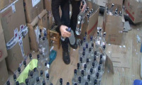 Yılbaşı öncesi binlerce şişe kaçak içki ele geçirildi