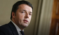 İtalya Başbakanı Renzi istifasını sundu