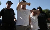 Yunanistan iki darbeci askerin iadesini reddetti