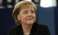 Merkel, mülteci krizinin çözümü konusunda açıklamalarda bulundu