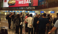 Türk işadamları havalimanında mahsur kaldı