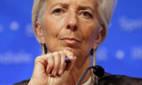 Lagarde Türk kullanıcının sorusunu yanıtladı