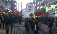 Kadıköy ve İzmir'de 'laiklik' eylemine polis müdahalesi