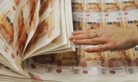 Rusya'nın bütçe açığı 1.2 trilyon ruble oldu