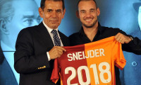 Özbek'ten Sneijder'e olay sözler!
