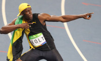 Usain Bolt 100 metre erkeklerde 3. kez olimpiyat şampiyonu