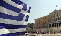 Atina'da cami yapılmasına ilişkin yasa tasarısı kabul edildi