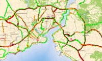 İntihar girişimi İstanbul’da trafiği kilitledi 
