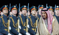 Suudi Kral'dan Rusya'ya ziyaret