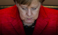 Angela Merkel'e istifa çağrısı