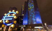 ECB'den 'parasal gevşeme' mesajı