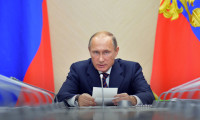 Putin'den medya kuruluşlarıyla ilgili kanuna onay