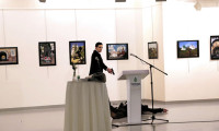 Karlov suikastinin fotoğrafına verilen ödül tartışma yarattı