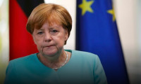 Merkel'e Almanya'da büyük şok!