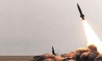 İran'dan balistik füze denemesi