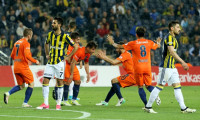 Başakşehir, Fenerbahçe'yi penaltılarda devirdi, finalist oldu