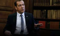 Medvedev'den 'kısıtlama' açıklaması