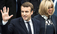 Macron, zaferinden çok sıra dışı evliliği ile gündemde