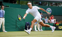 Federer Wimbledon'da 8. kez şampiyon!