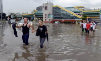 Başbakan'dan İstanbul'u vuran sel felaketi için açıklama