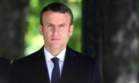 Fransa'nın 3'te 2'si Macron'dan memnun değil