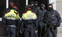 İspanya polisinden Katalan hükümetine baskın!