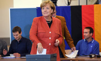  Almanya'daki seçimlerde ilk sonuçlar belli oldu