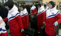Kuzey Kore buz hokey takımı Güney Kore'ye geldi