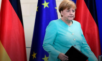 Merkel'den Brexit eleştirisi: Zaman daralıyor