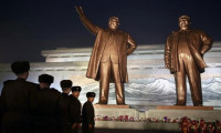 Kuzey Kore'de Kim Jong Il için anma töreni