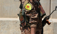 YPG'li teröristler Fransa'dan yardım istedi