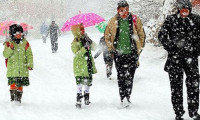 İki kentte kar nedeniyle okullar yarın tatil edildi