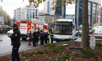 Ankara'da otobüs yayalara çarptı
