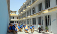 Maarif Vakfı Afganistan'daki FETÖ okullarını devraldı