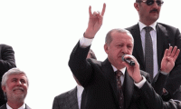 Erdoğan'dan 'bozkurt' işareti