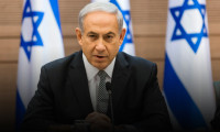 İsrail polisi Netanyahu'yu sorguya çekiyor