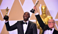 NBA efsanesi Kobe Bryant Oscar ödülü kazandı