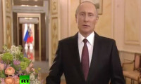 Putin Dünya Kadınlar Günü mesajını şiirle verdi