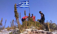 Bayrak krizine Yunanistan'dan açıklama