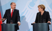 Erdoğan ile Merkel Suriye'yi görüştü