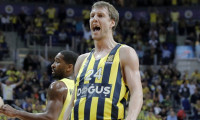 Fenerbahçe, Baskonia'yı yine yıktı