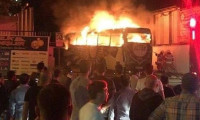 Altay Spor'un takım otobüsü yandı