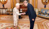  Erdoğan ile Kraliçe 2. Elizabeth bir araya geldi
